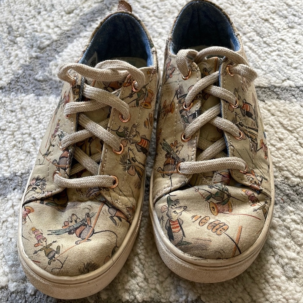 Disney x TOMS Cinderella Mice at Work sneakers. Size Y13.5